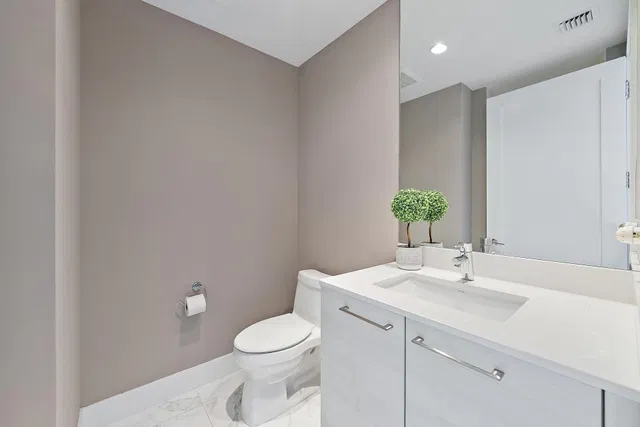 Water Club North Palm Beach Unit 1604 photo 27