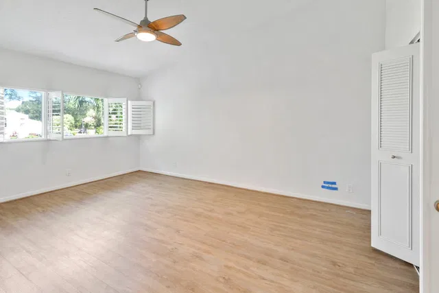 Unit 806 photo 21