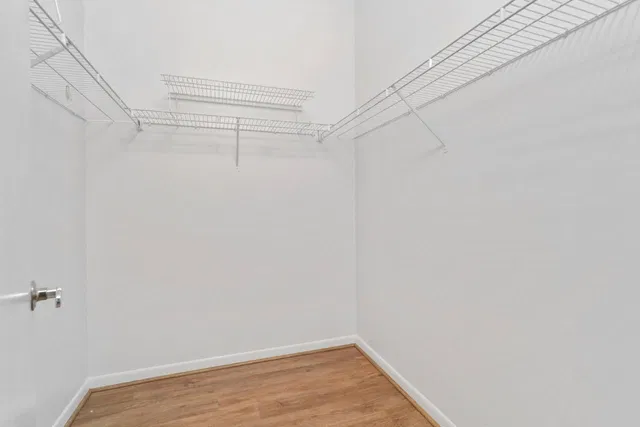Unit 806 photo 25