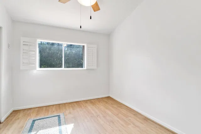 Unit 806 photo 29