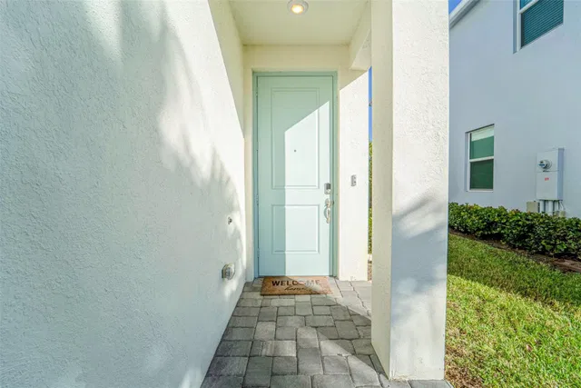 Residence photo 2