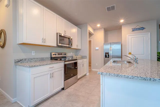Residence photo 6