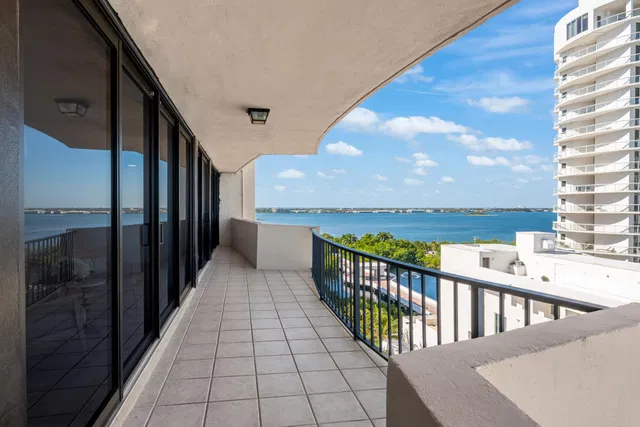 Singer Island Unit 1-1101 photo 33