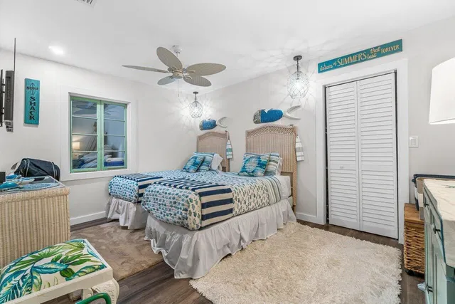 Residence photo 11