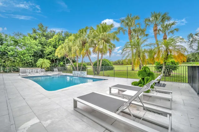 St. Andrews Country Club Residence photo 41