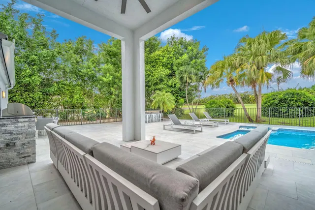 St. Andrews Country Club Residence photo 45