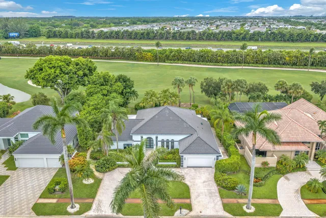 St. Andrews Country Club Residence photo 64