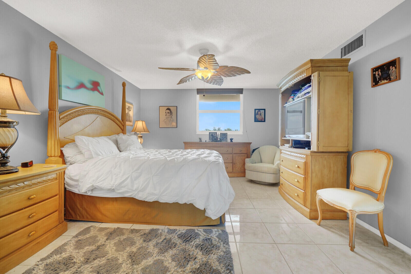 Unit 509 photo 15