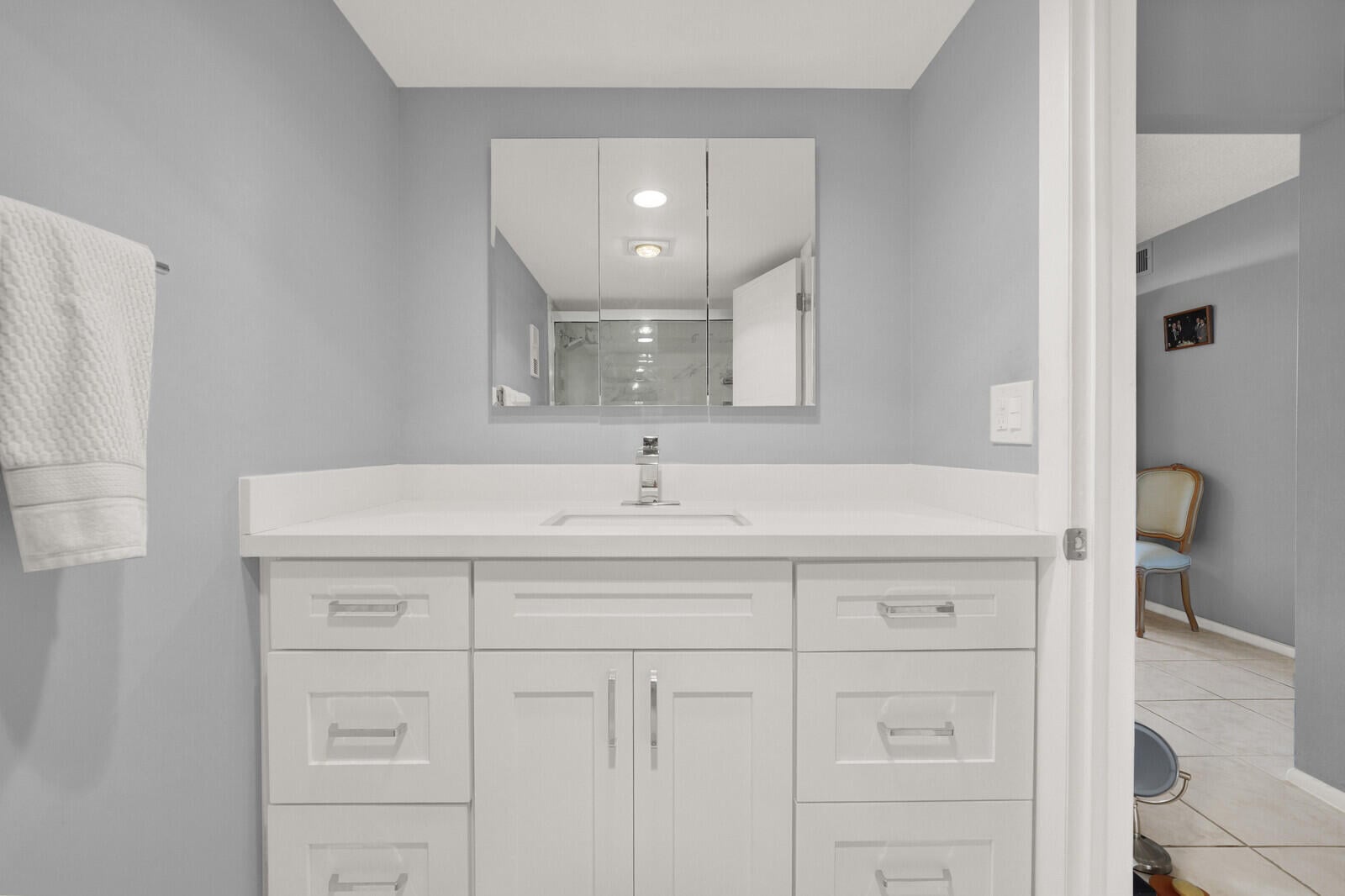 Unit 509 photo 16