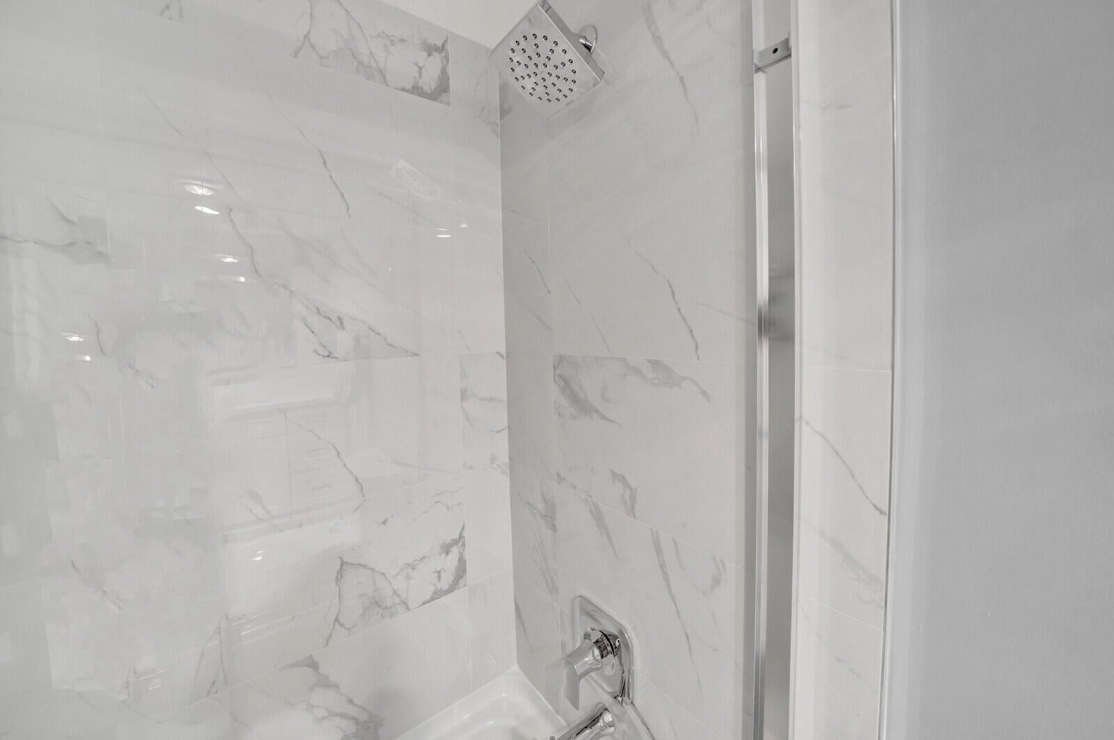 Unit 509 photo 17