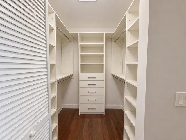 The Whitney Unit 506 photo 9