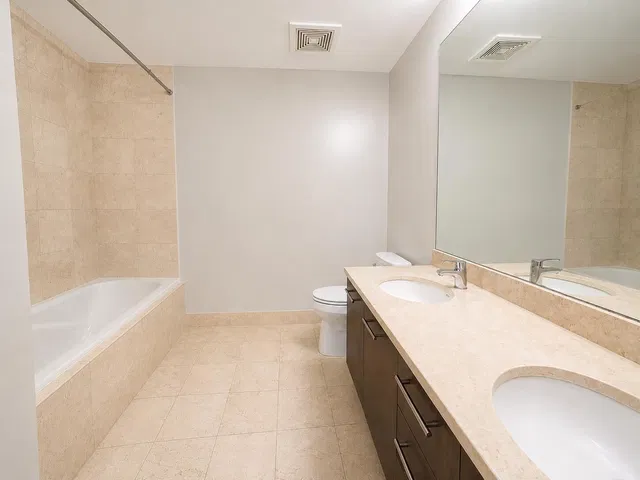 The Whitney Unit 506 photo 11