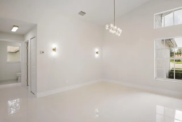 Residence photo 7