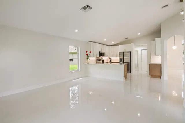 Residence photo 10
