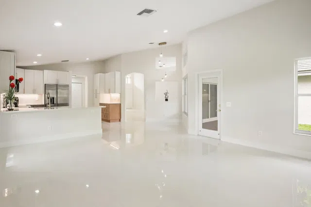 Residence photo 11