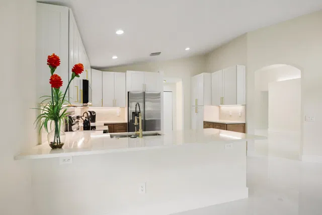 Residence photo 12