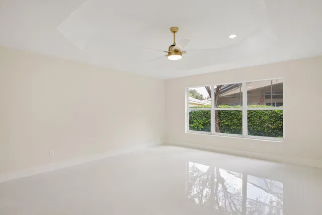 Residence photo 19