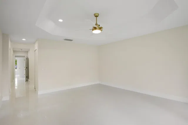 Residence photo 20