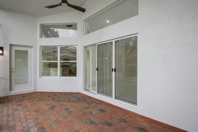 Residence photo 40