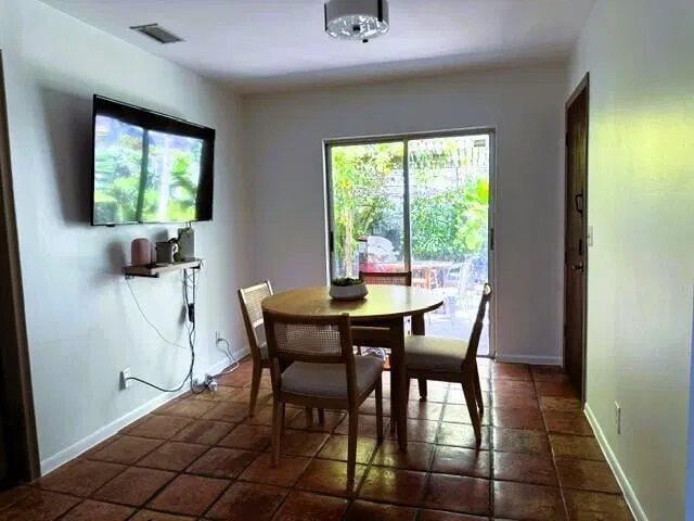 Residence photo 12