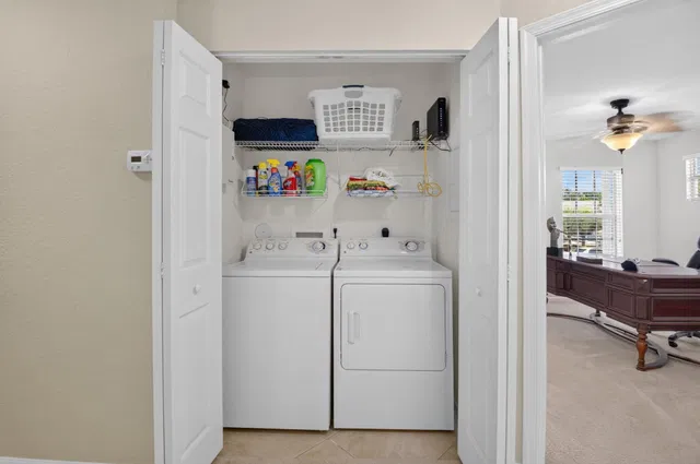 Unit 1608 photo 14