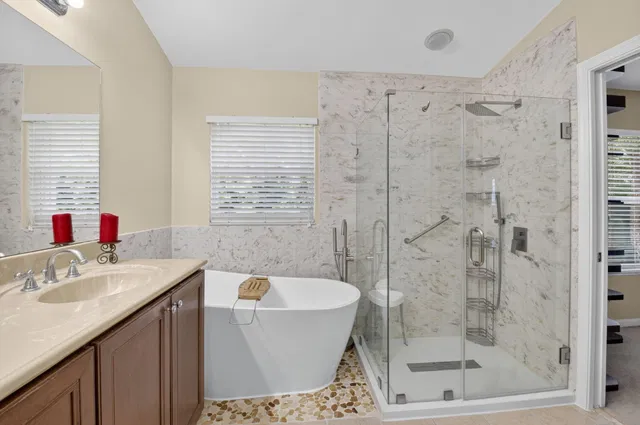 Unit 1608 photo 18