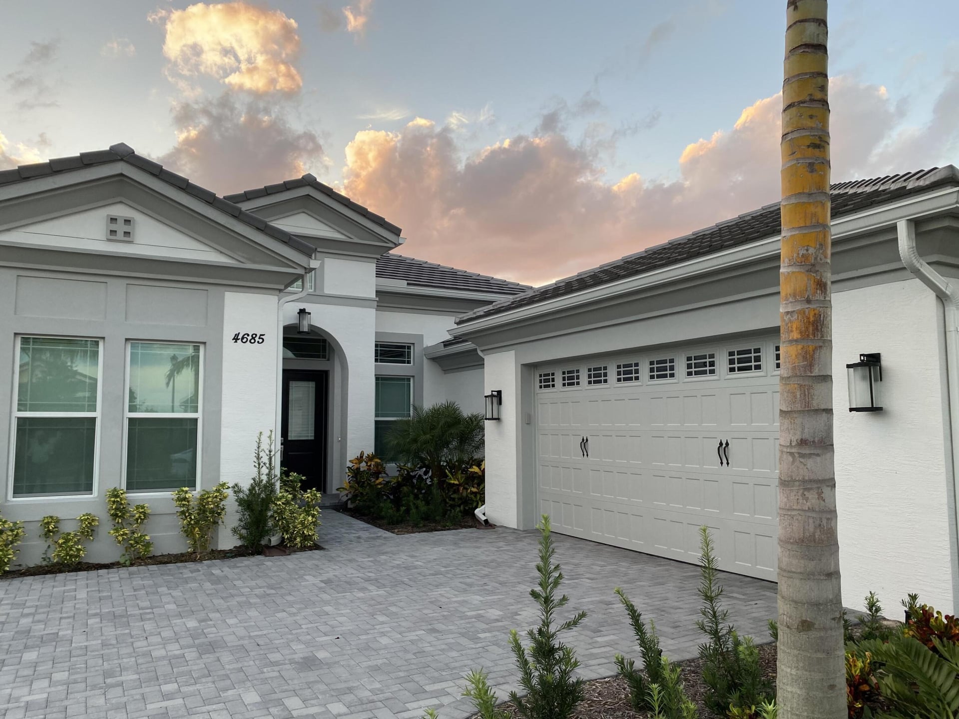 Residence photo 2