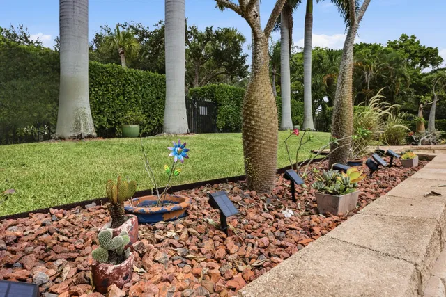 Residence photo 20