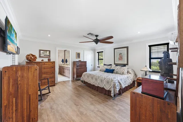 Residence photo 78