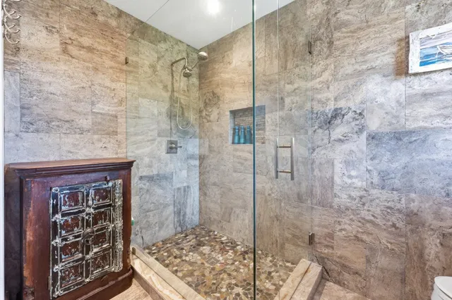Residence photo 84