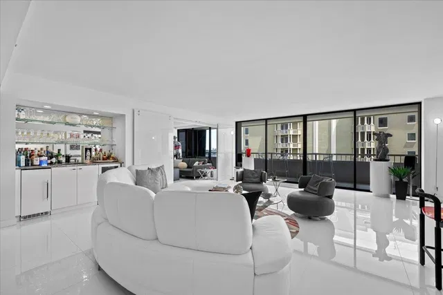 Singer Island Unit 10C photo 11