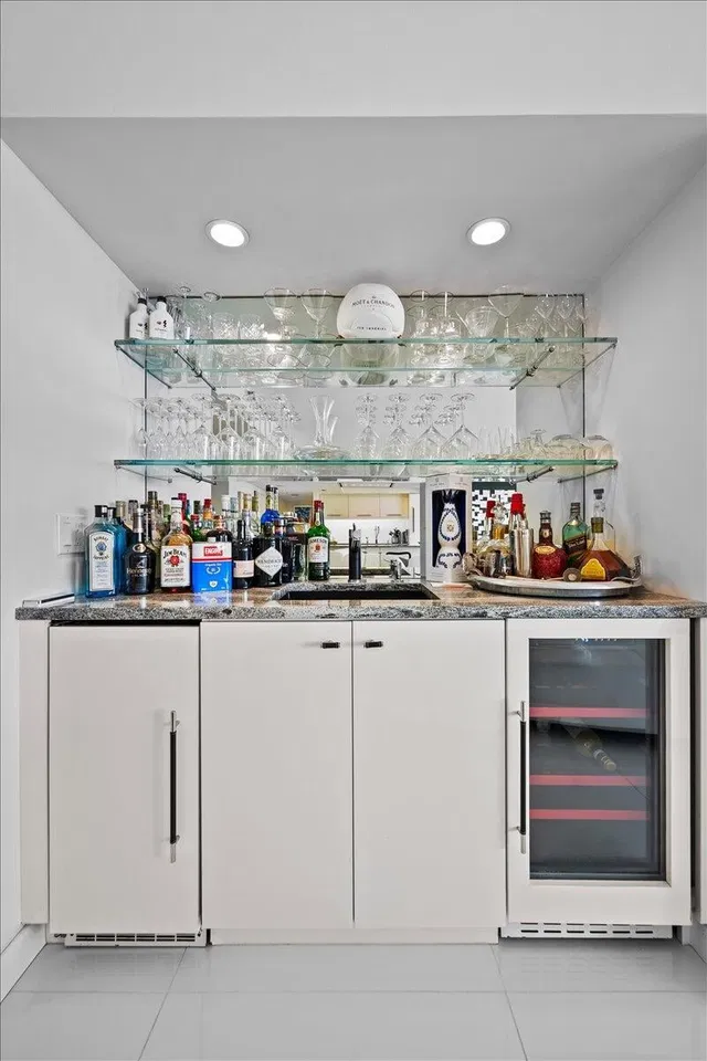 Singer Island Unit 10C photo 18