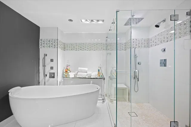 Singer Island Unit 10C photo 22