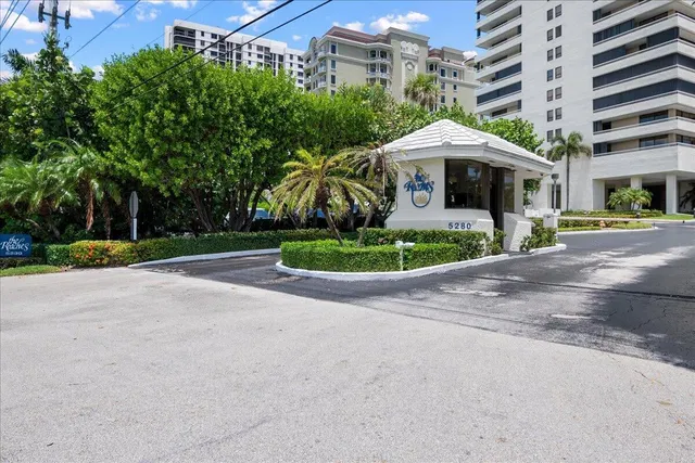 Singer Island Unit 10C photo 31