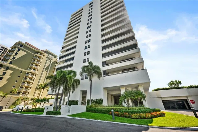 Singer Island Unit 10C photo 32