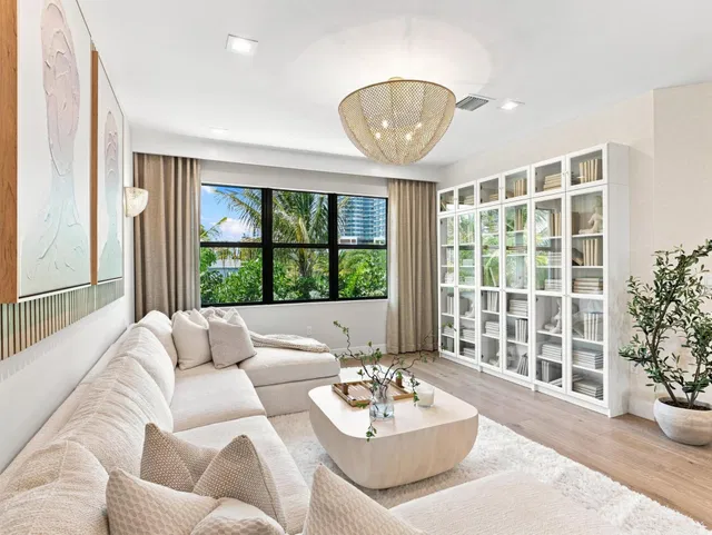 NOMAR West Palm Beach Residence photo 15