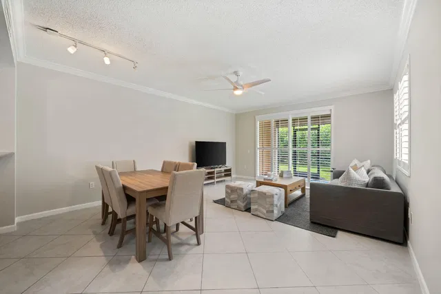 Unit 106 photo 11