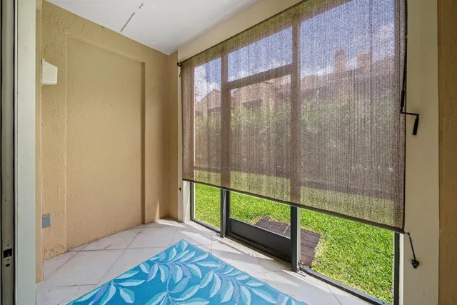 Unit 106 photo 14