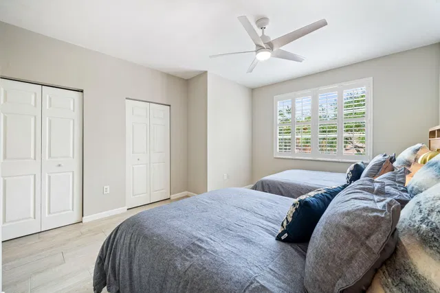 Unit 106 photo 17