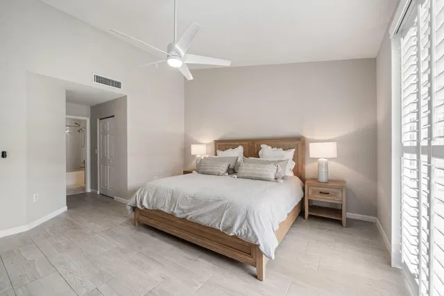 Unit 106 photo 21