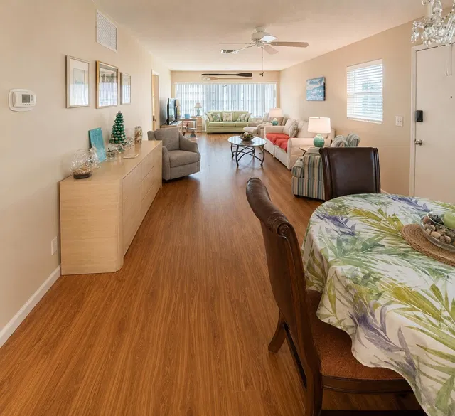Residence photo 10
