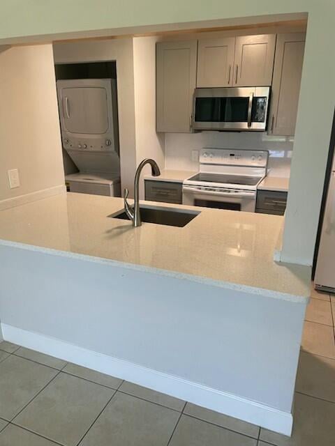  Unit 102 photo 5