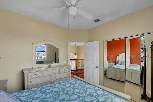 Residence photo 42
