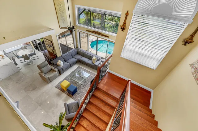 Residence photo 68