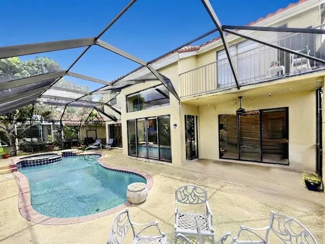 Residence photo 89