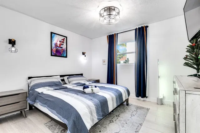 West Palm Beach Residence photo 17