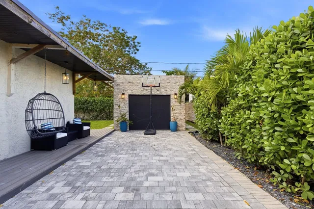 West Palm Beach Residence photo 28
