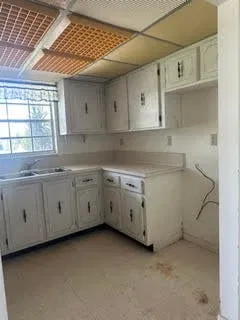 Unit D photo 14