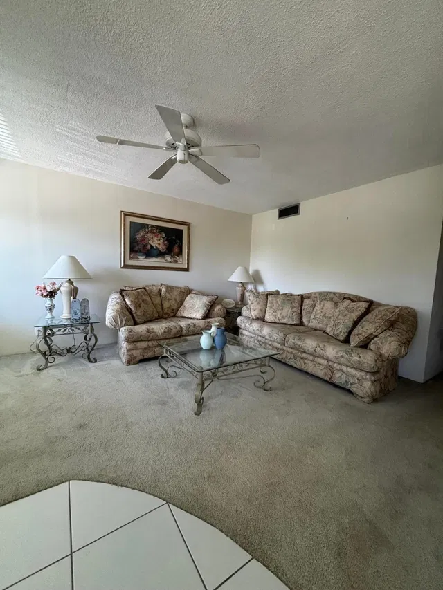 Unit 316 photo 6