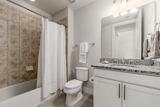  Residence photo 19